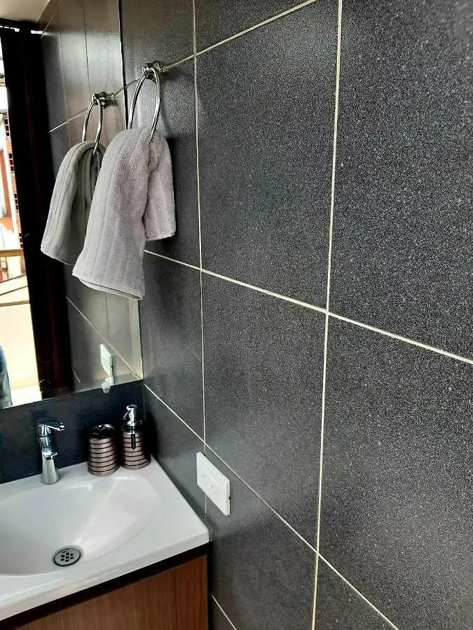 Habitacion Remodelada Norte! Colombia